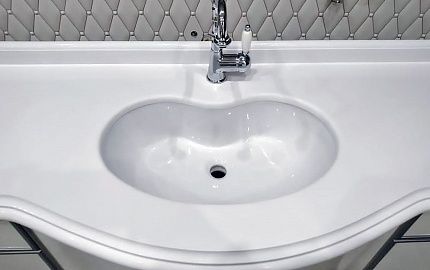Столешница в ванную комнату из кварца Technistone